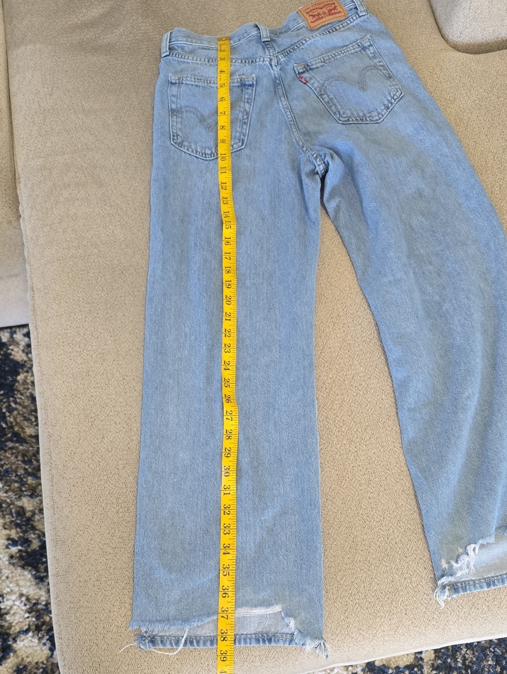 Levi's High Waisted Straight Jeans - Size 27 - Picture 11 of 14